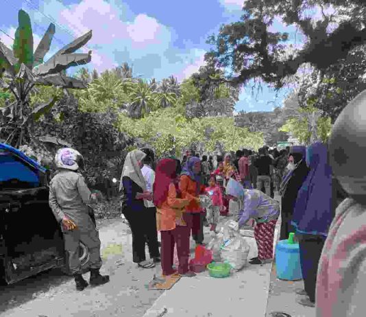 Bupati Butur Dituding Enggan Temui Pendemo, Warga : Kita Blokade Jalan Poros Ereke-Baubau