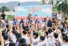 Paslon Bupati dan Wakil Bupati Asmara Kukuhkan Tim Milenial di Mowewe