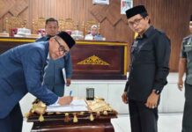 Pemda dan DPRD Tanda Tangani Nota Kesepahaman RPJMD Butur 2025-2029