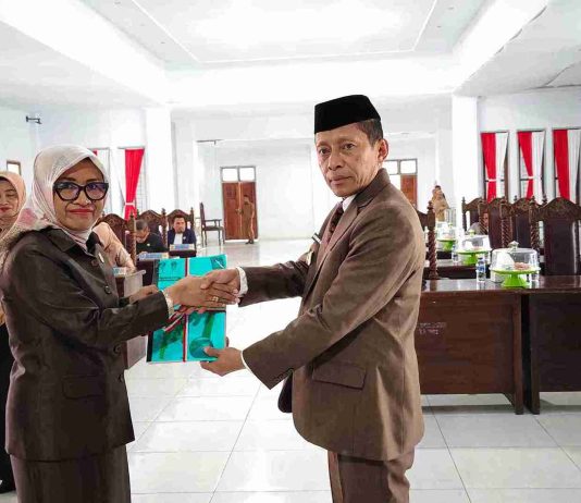 Bupati Buton Utara Sampaikan LKPJ 2025, Ekonomi Melambat namun Kemiskinan Turun