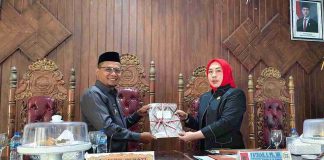 DPRD Buton Utara Serahkan Rekomendasi LKPJ 2025, Jadi Catatan Strategis untuk Pemda