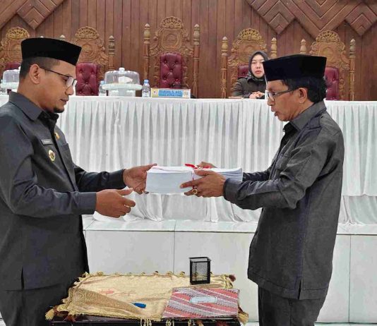 DPRD Buton Utara Ketok Palu Ranperda APBD 2025, SILPA Tembus Rp31,38 Miliar